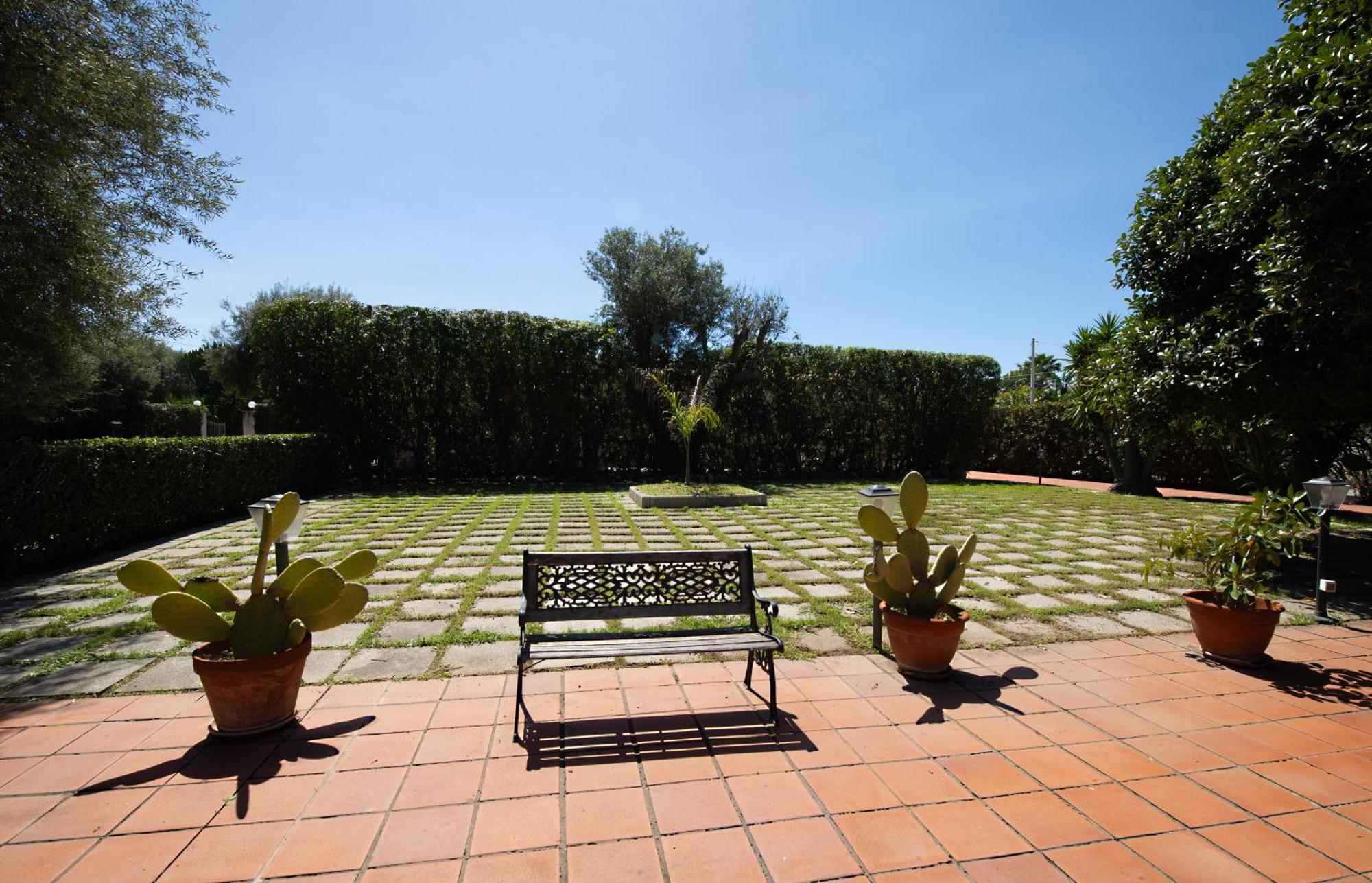 Isola Charm B&B - A Historic Villa Near Punta Del Pero Beach 시라쿠사 외부 사진